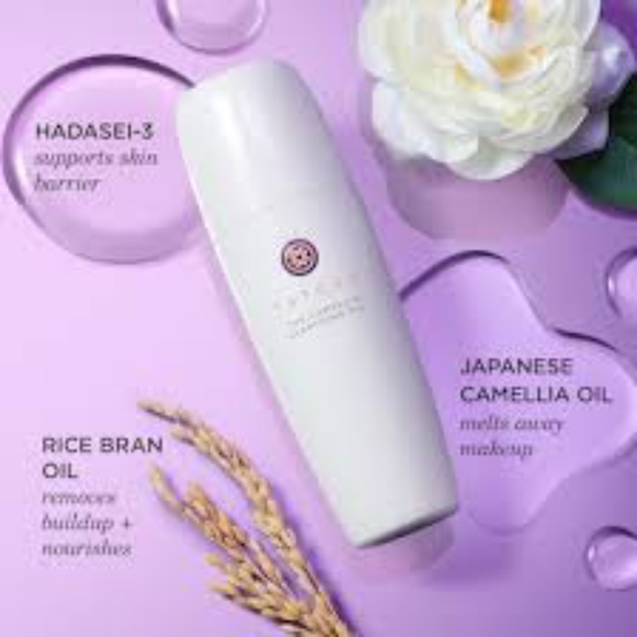 TATCHA CLEANSING OIL - Picture 2 of 4